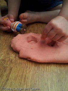 Playdough malleable play HappyLand people